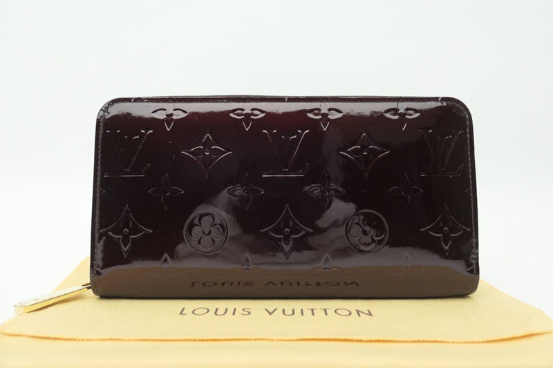 Louis Vuitton  Vernis Amarante
