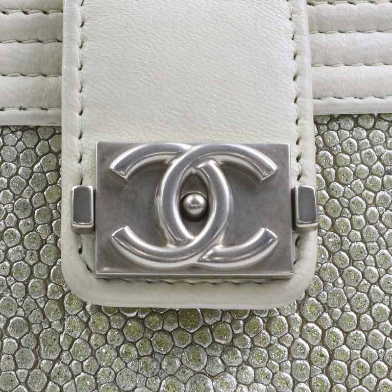 Chanel Crossbody Shoulder Bag Off