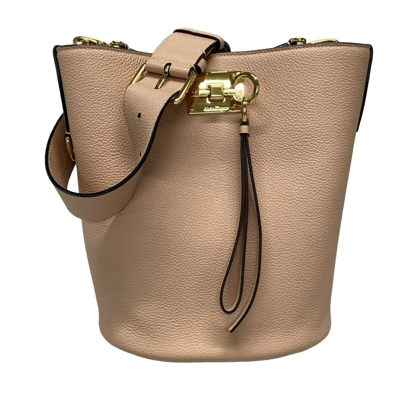 Salvatore Ferragamo Studio - Beige