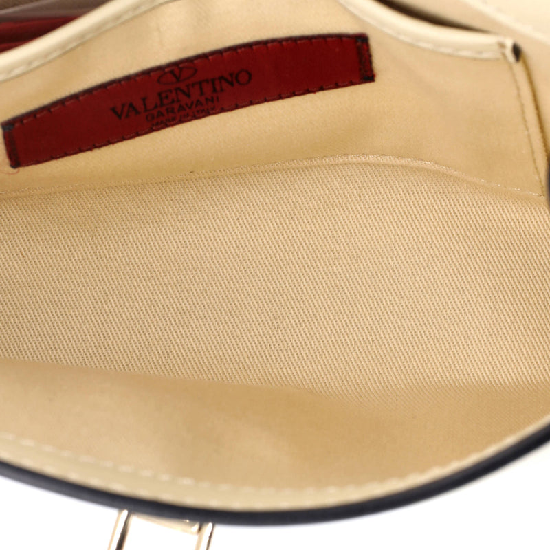 Valentino Garavani Rockstud Flip Lock