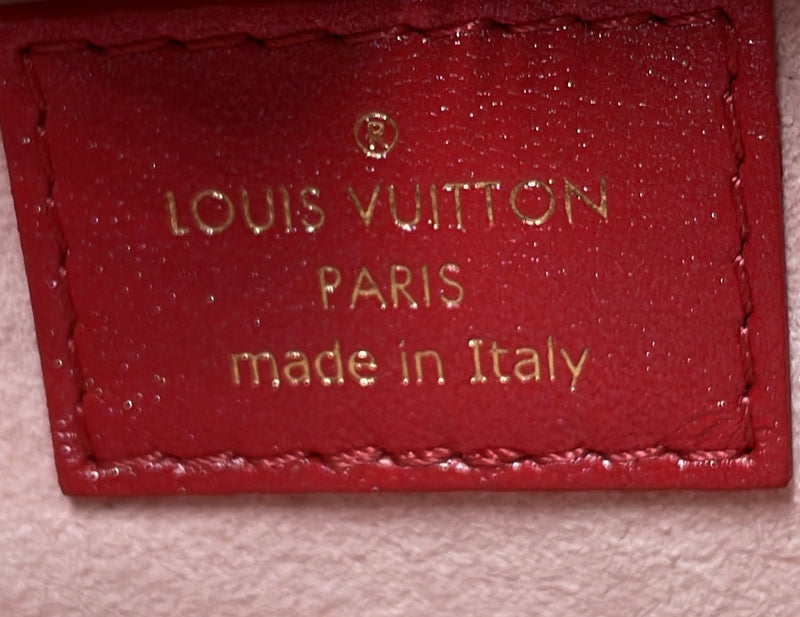 Louis Vuitton Coeur Heart On Chain Bag