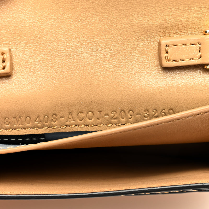 Fendi Vitello Termolagoon F Is Ff