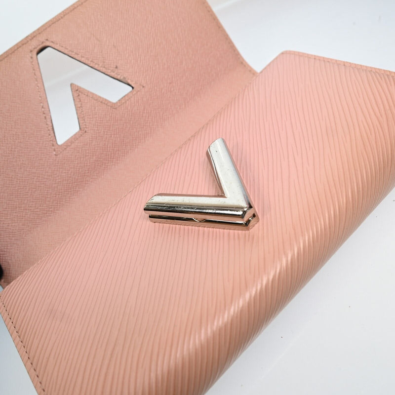 Louis Vuitton Lv Logo Twist Long Bifold