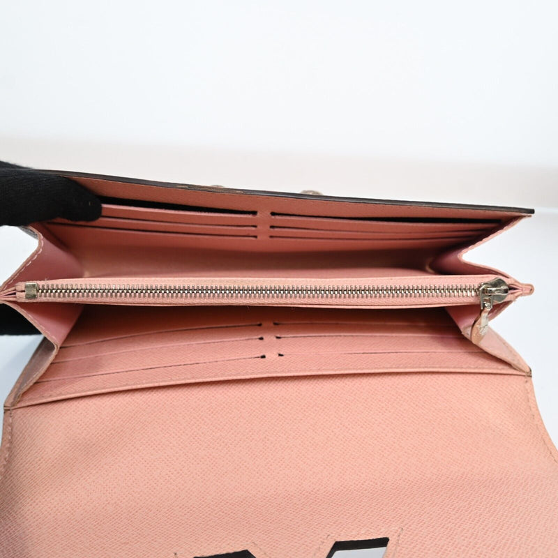 Louis Vuitton Lv Logo Twist Long Bifold