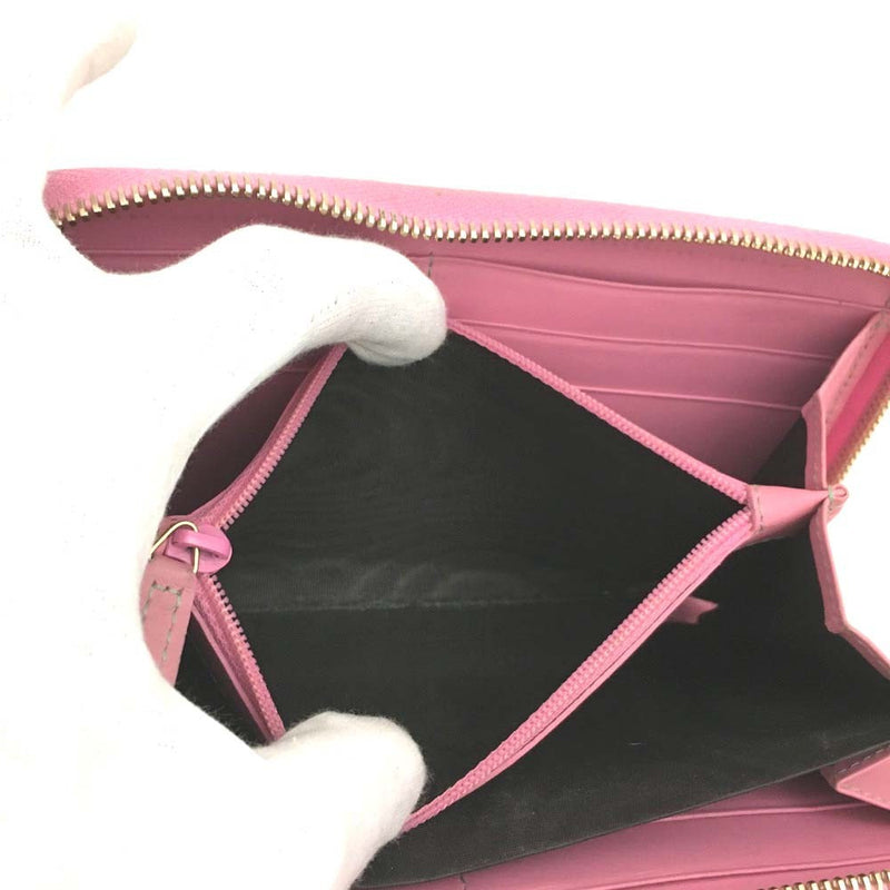 Yves Saint Laurent Cassandra Patent