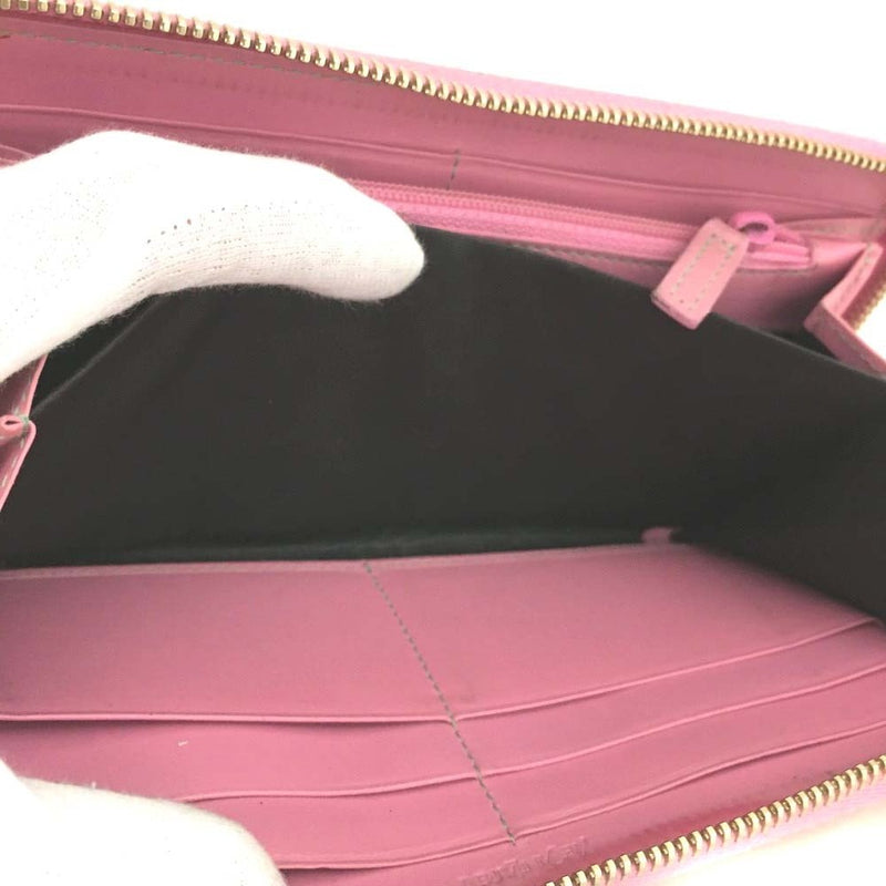 Yves Saint Laurent Cassandra Patent