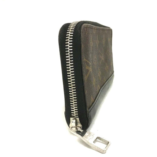 Louis Vuitton Macassar Vertical Zippy