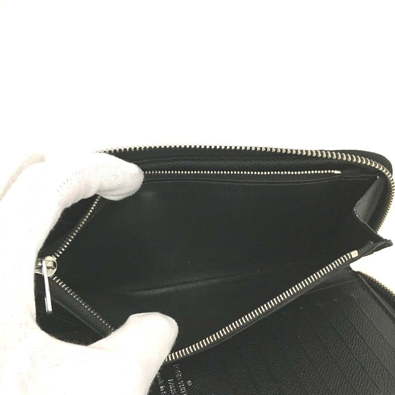 Louis Vuitton Macassar Vertical Zippy