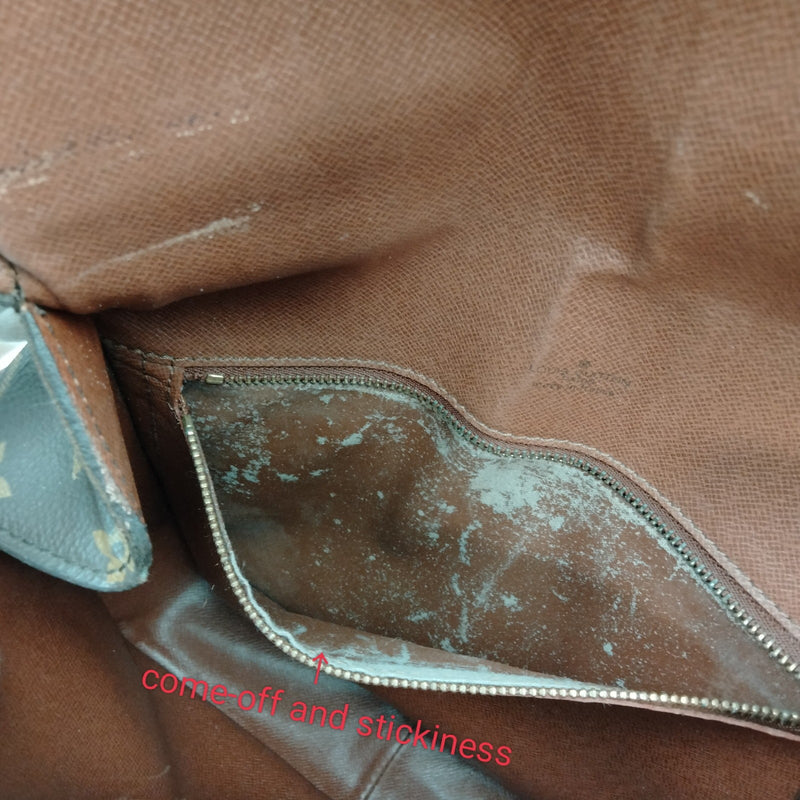 Louis Vuitton Lv Shoulder Bag Saint