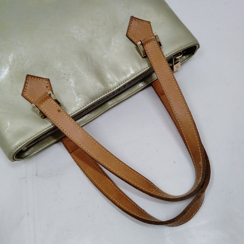Louis Vuitton Lv Hand Bag Houston Olive