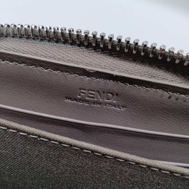 Fendi Long Wallet Beige Leather