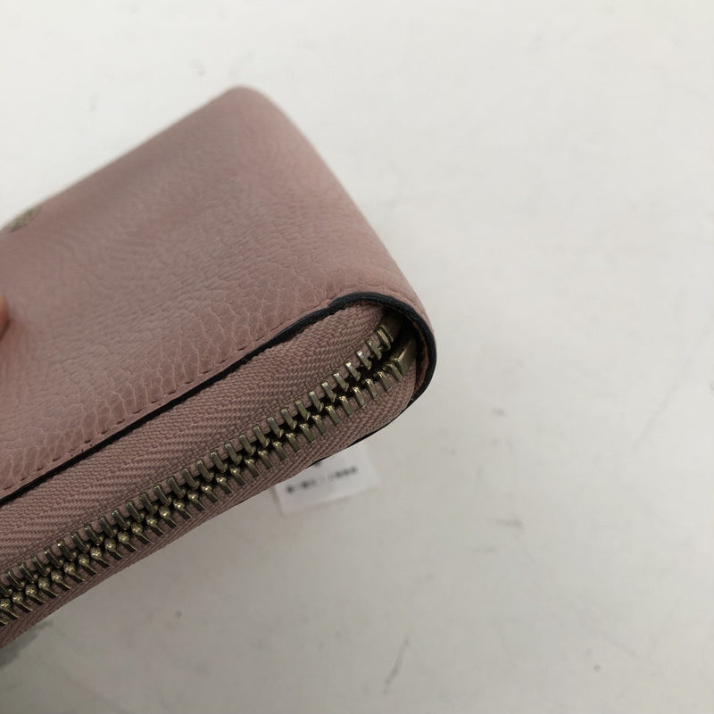 Gucci Long Wallet Cowhide Pink Zipper