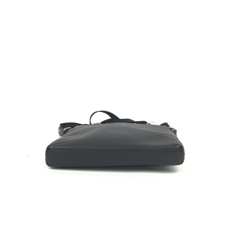 Mcm Leather Flat Messenger Bag Black
