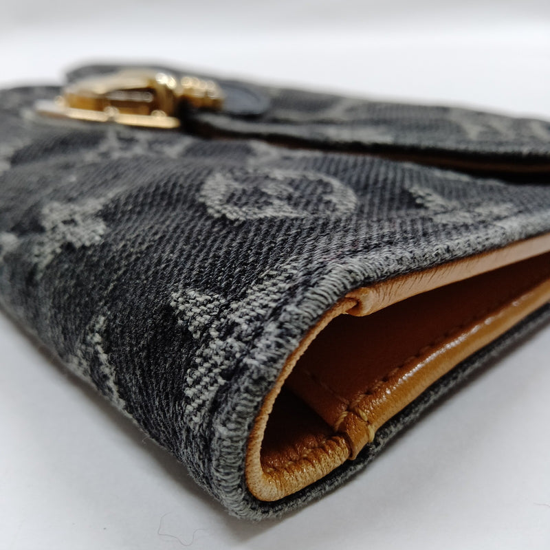 Louis Vuitton Lv Long Wallet Black Denim