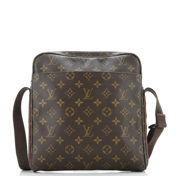 Louis Vuitton Trotteur Beaubourg Handbag