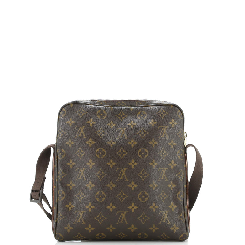 Louis Vuitton Trotteur Beaubourg Handbag