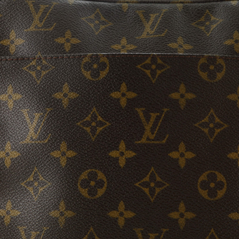 Louis Vuitton Trotteur Beaubourg Handbag
