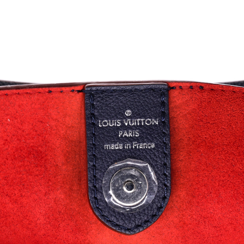 Louis Vuitton Lockmeto Handbag Leather