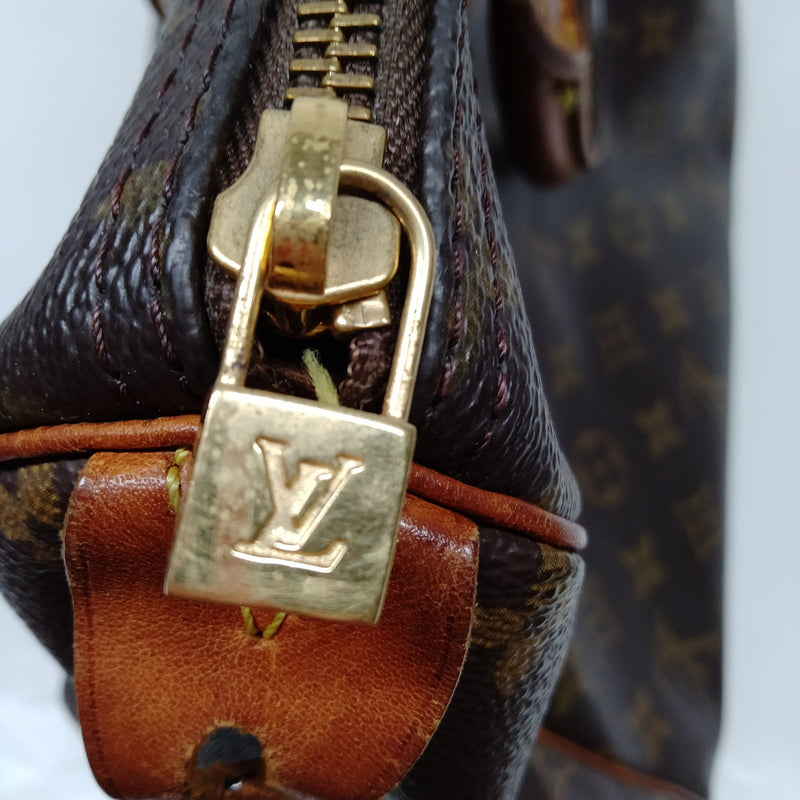Louis Vuitton Lv Hand Bag Speedy 30