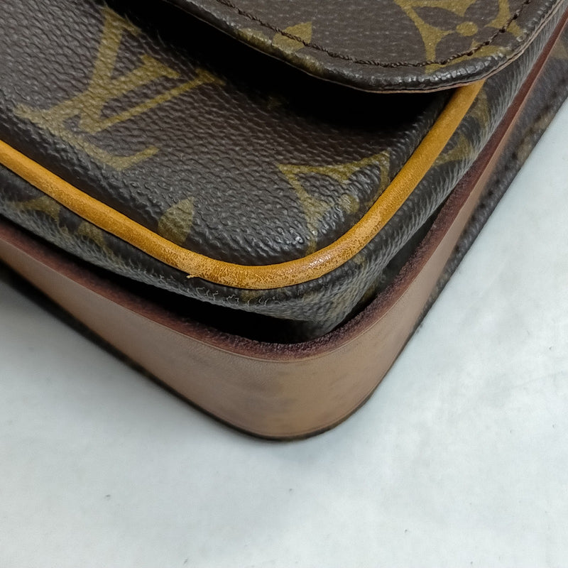 Louis Vuitton Lv Shoulder Bag