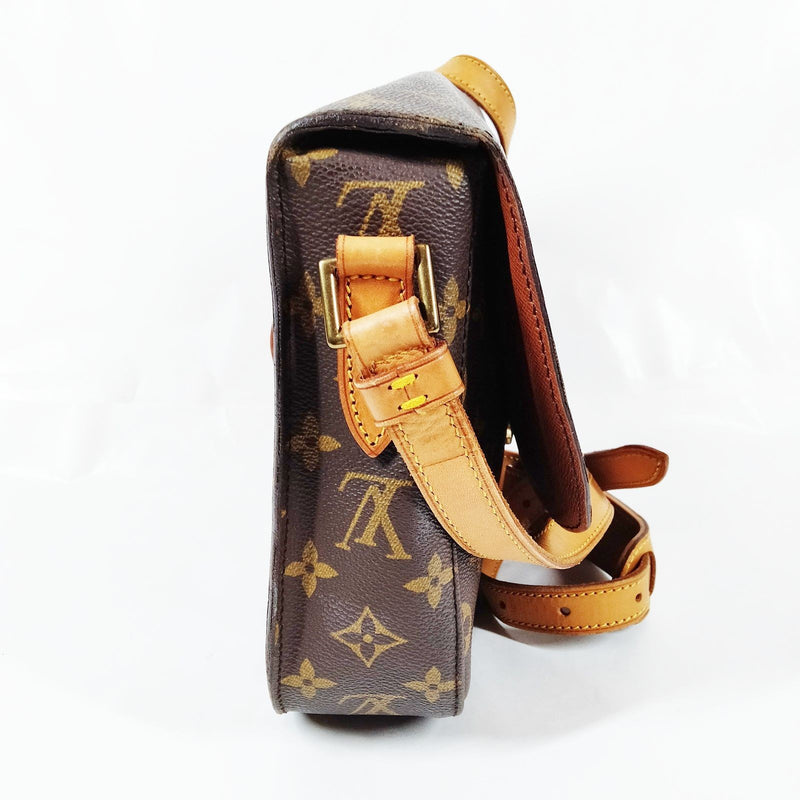 Louis Vuitton Lv Shoulder Bag Saint
