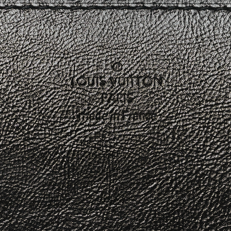Louis Vuitton Reverse Giant Dauphine