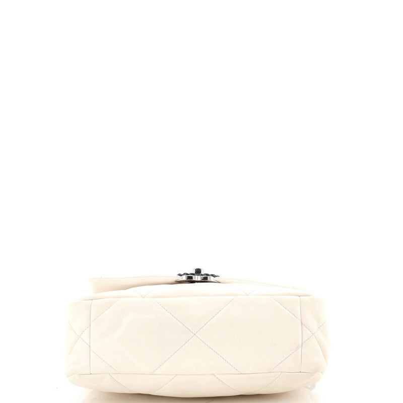 Chanel 19 Flap Bag Quilted Glossy