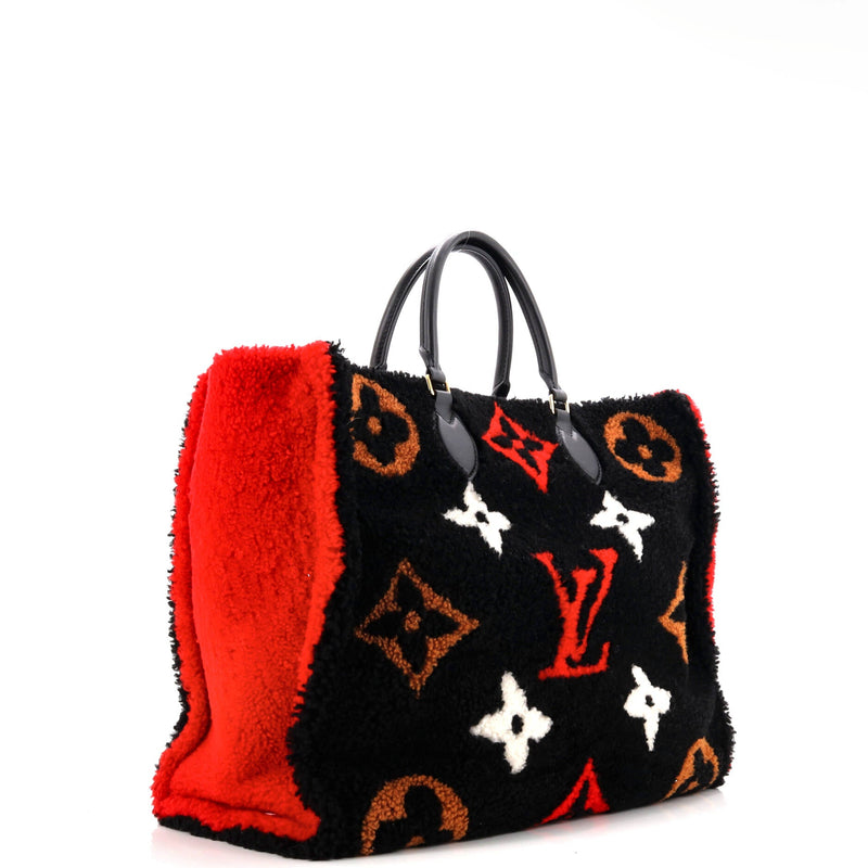 Louis Vuitton Onthego Tote Giant Teddy