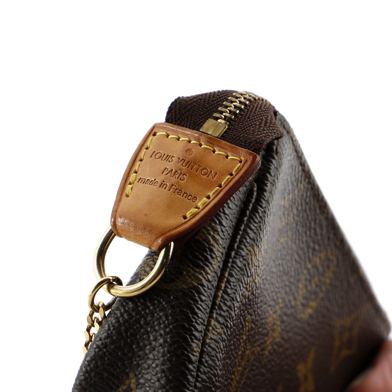 Louis Vuitton Pochette Accessoires