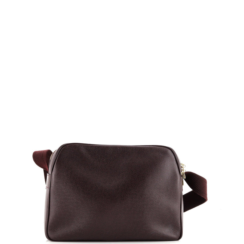 Louis Vuitton Reporter Bag Taiga Leather