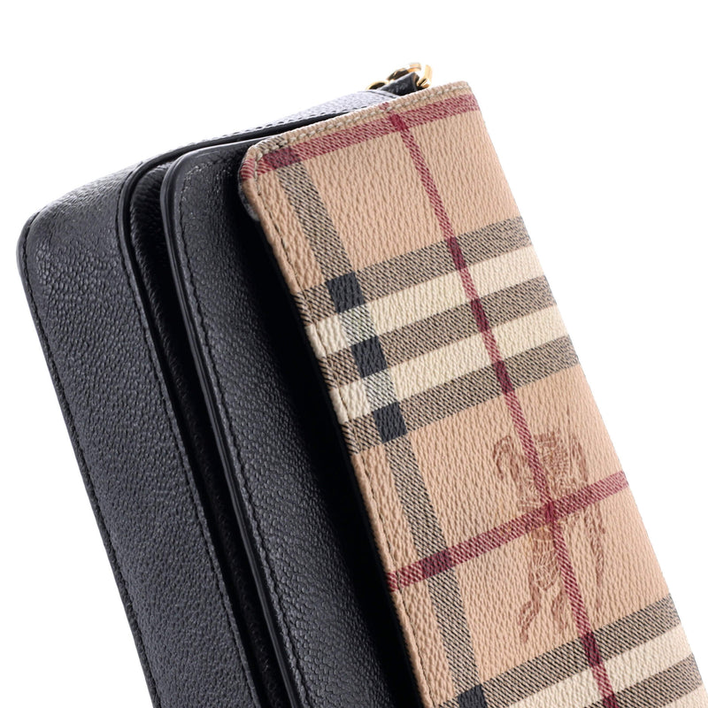 Burberry Hampshire Wallet On Chain