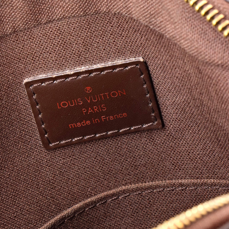 Louis Vuitton Trotteur Beaubourg Handbag