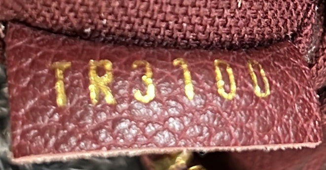 Louis Vuitton Petillante Clutch