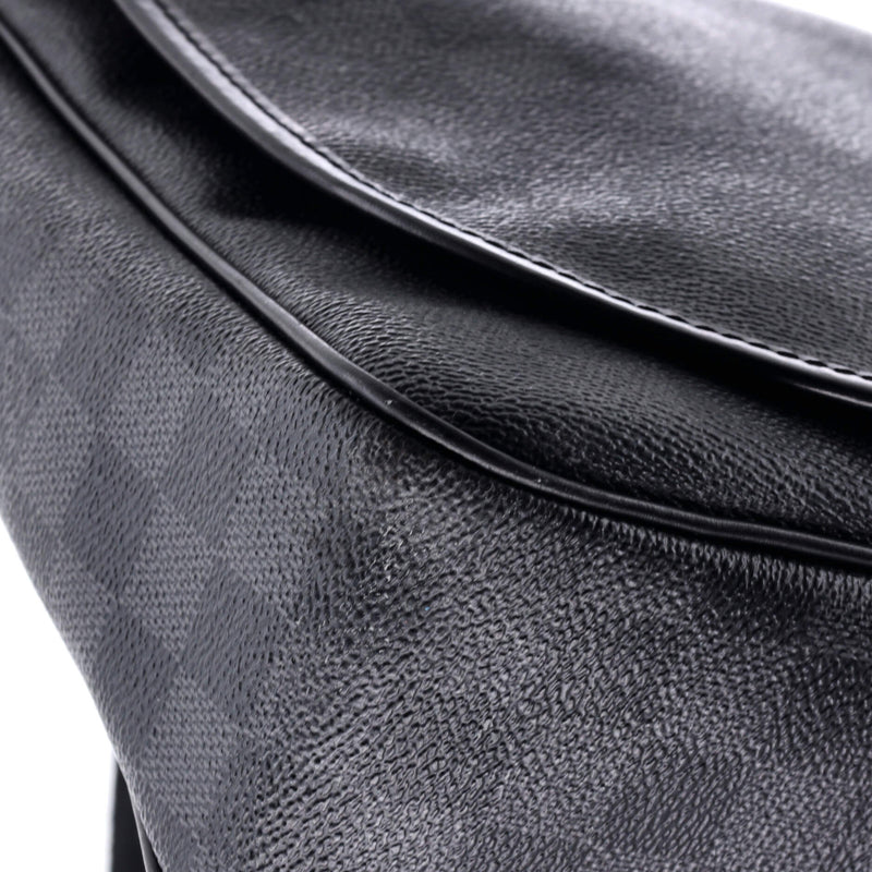 Louis Vuitton Daniel Messenger Bag