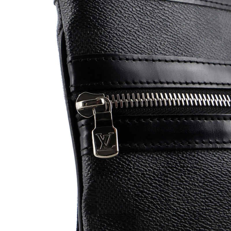 Louis Vuitton Thomas Handbag Damier