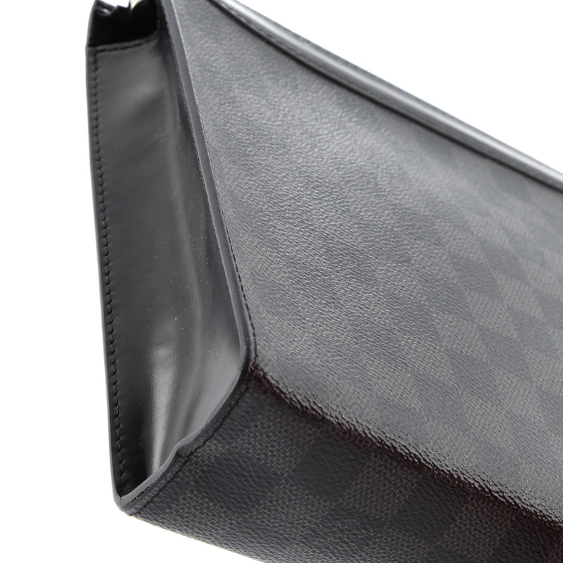 Louis Vuitton Pochette Voyage Damier