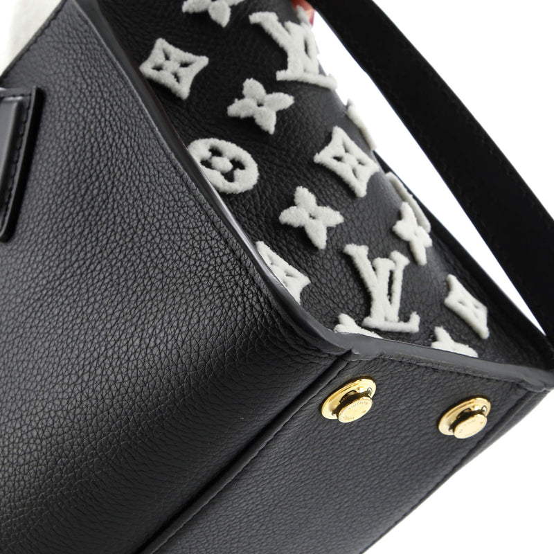 Louis Vuitton On My Side Tote Leather