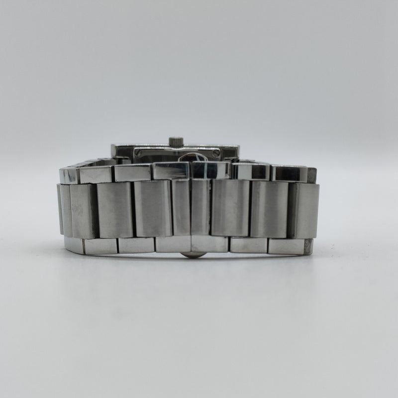 Gucci Watch 24Mm Women's Whites X Silver