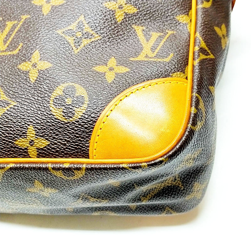 Louis Vuitton Lv Shoulder Bag Danubemm
