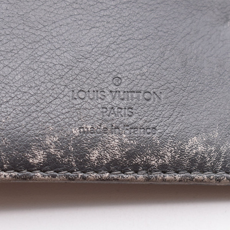 Louis Vuitton Mahina Leather Bifold Long