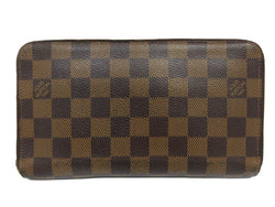 Louis Vuitton Damier Zippy