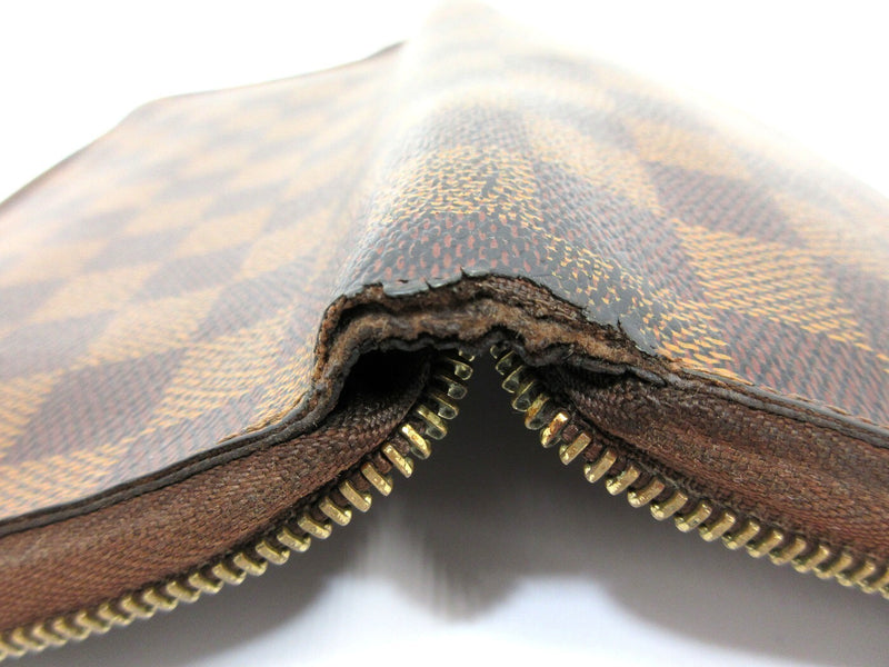 Louis Vuitton Damier Zippy