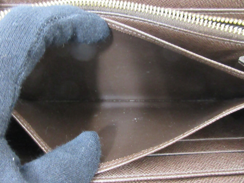 Louis Vuitton Damier Zippy Wallet
