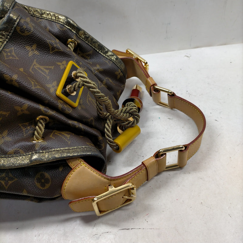 Louis Vuitton Lv Shoulder Bag Kalahari