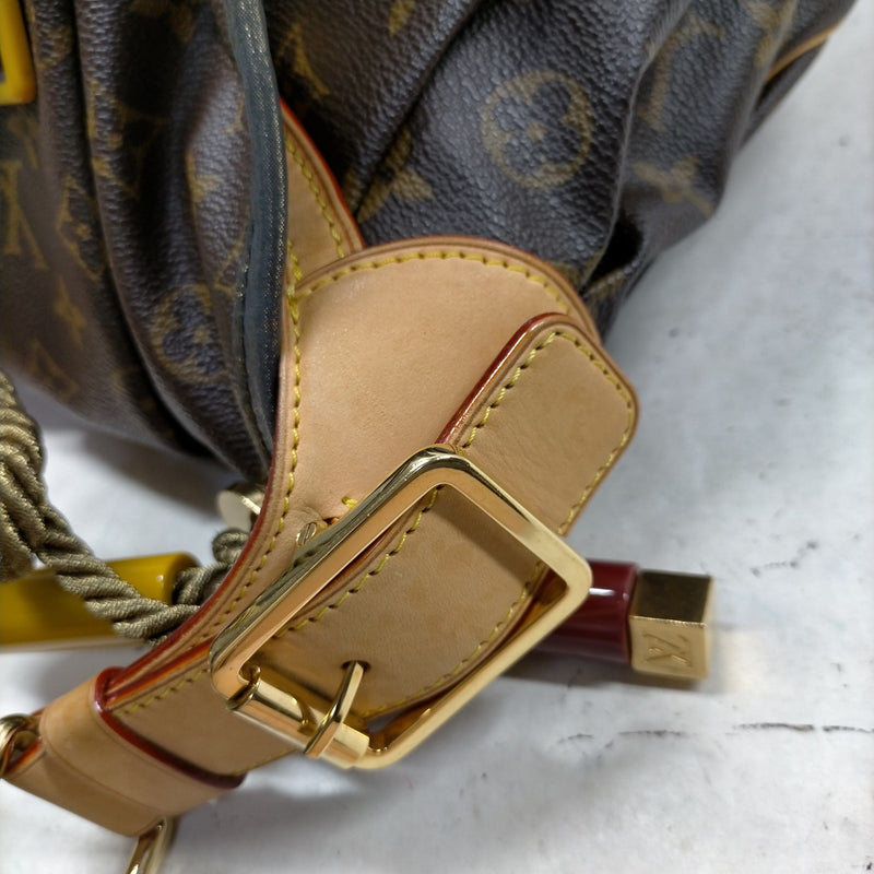 Louis Vuitton Lv Shoulder Bag Kalahari