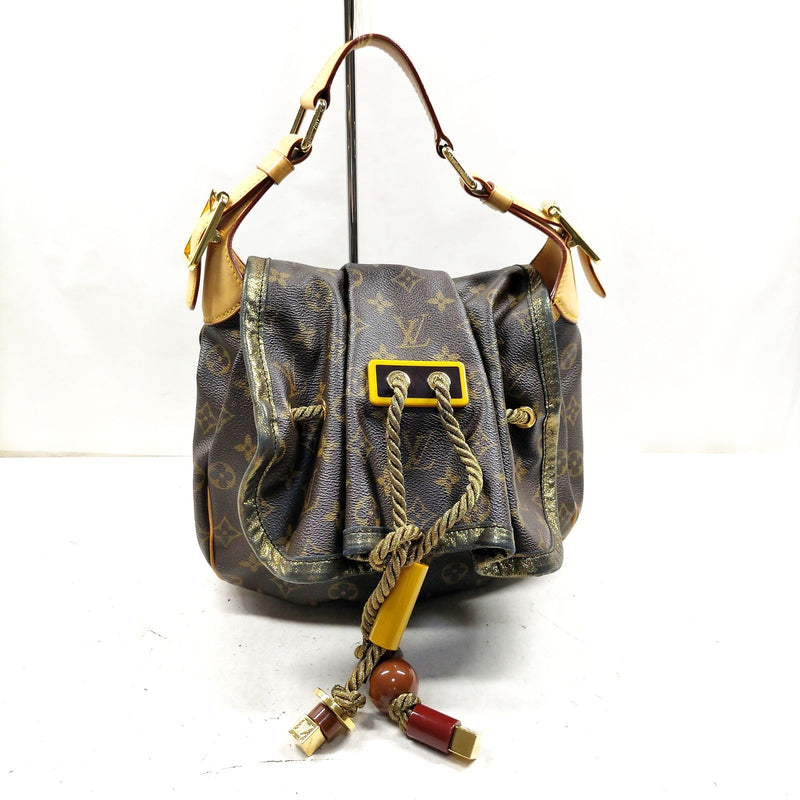 Louis Vuitton Lv Shoulder Bag Kalahari