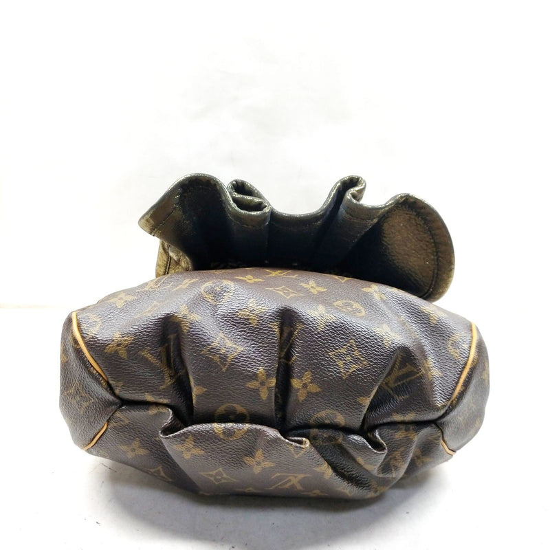 Louis Vuitton Lv Shoulder Bag Kalahari