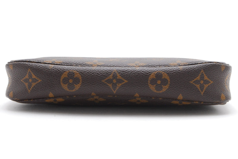 Louis Vuitton Pochette Accessoires Lv