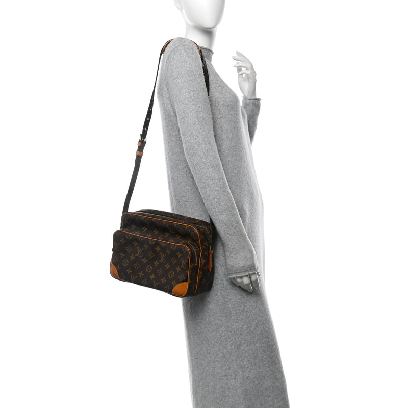 Louis Vuitton Nil 28
