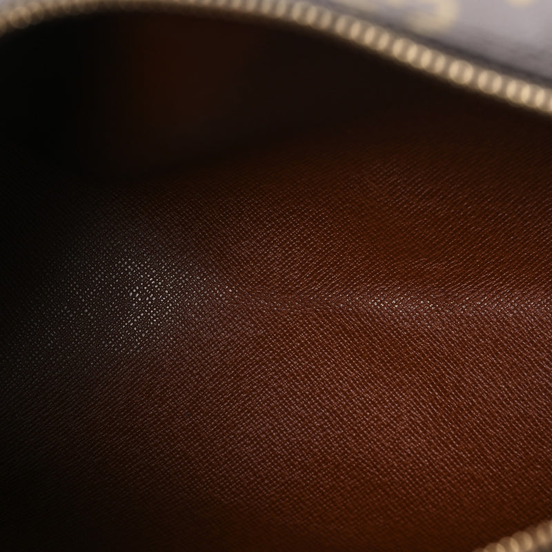 Louis Vuitton Papillon 26